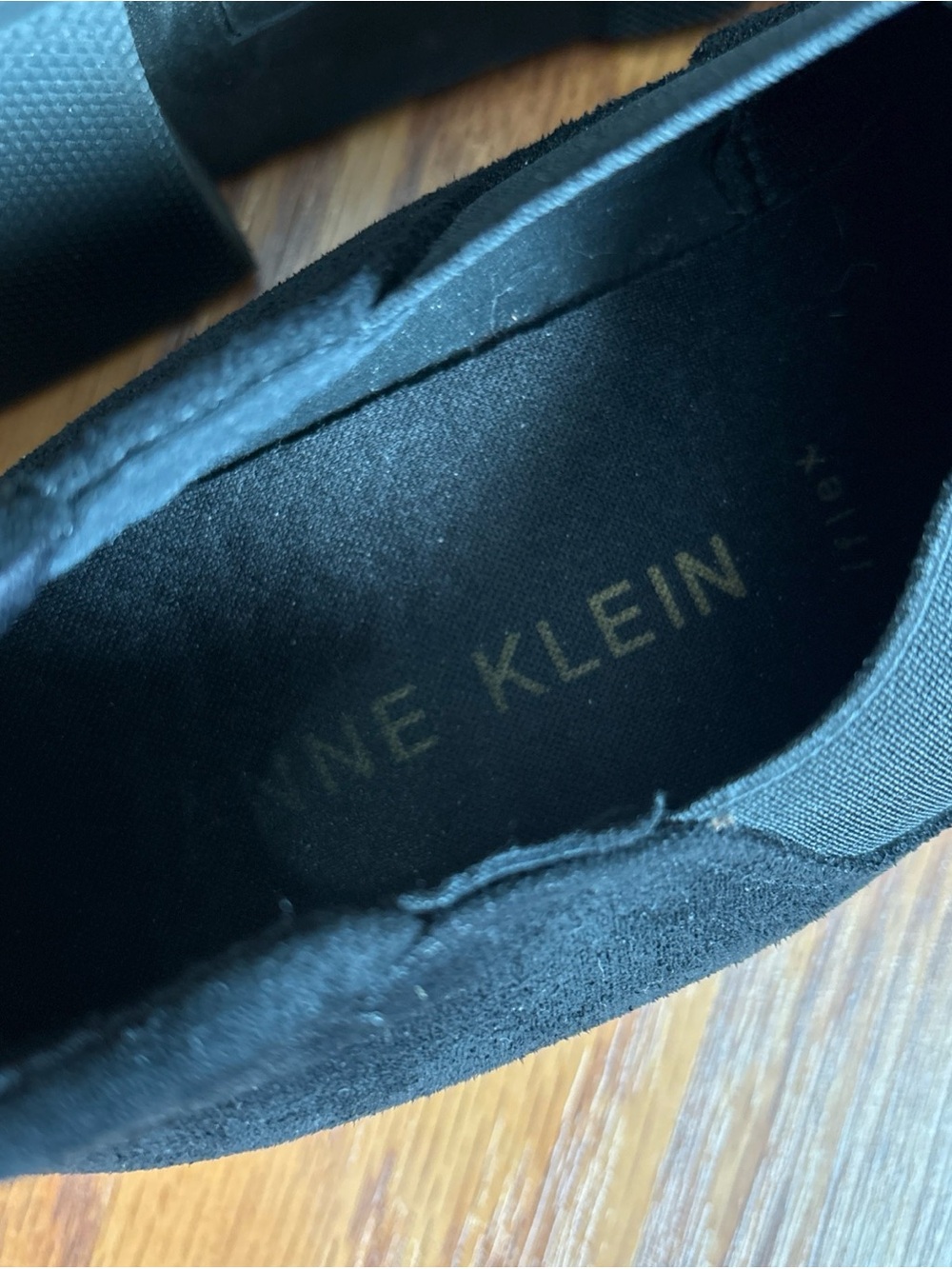 Anne Klein Women's Iflex Solid Black Suede Slip-on Round Toe Comfort Loafer 8.5M - Picture 4 of 14